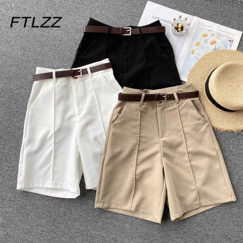 Women Casual Straight Shorts Summer High Waisted Button Fly Pants Woman Fashion Knee Length Cargo with Belt 210602, Beige
Women Casual Straight Shorts Summer High Waisted Button Fly Pants Woman Fashion Knee Length Cargo with Belt 210602, Beige