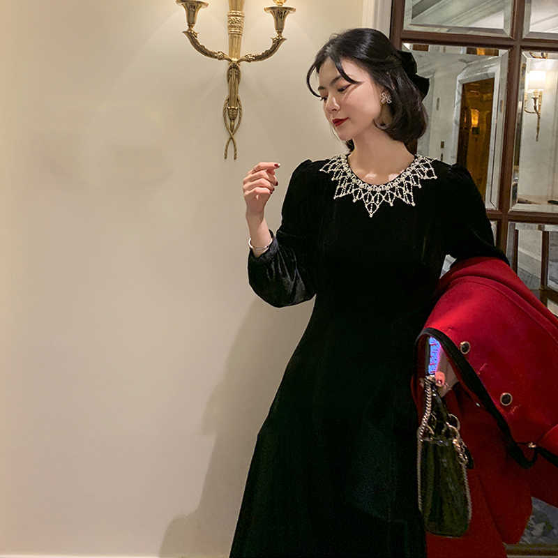 Elegant Velvet Long Sleeve Fariy Dress Black Vintage Women Midi Design Winter Ladies Wedding Party Clothes 210604, Black velvet dress
Elegant Velvet Long Sleeve Fariy Dress Black Vintage Women Midi Design Winter Ladies Wedding Party Clothes 210604, Black velvet dress