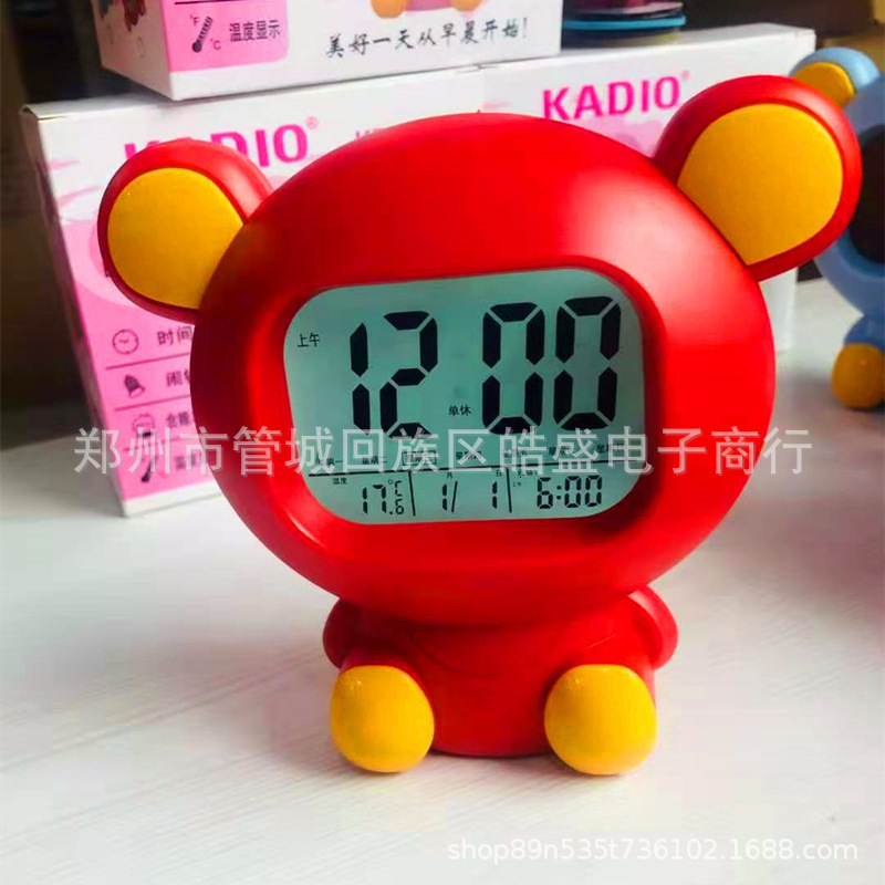 intelligent students use electronic small alarm at the bedside of children's bedroom mute cartoon luminous voice time clock
intelligent students use electronic small alarm at the bedside of children's bedroom mute cartoon luminous voice time clock
