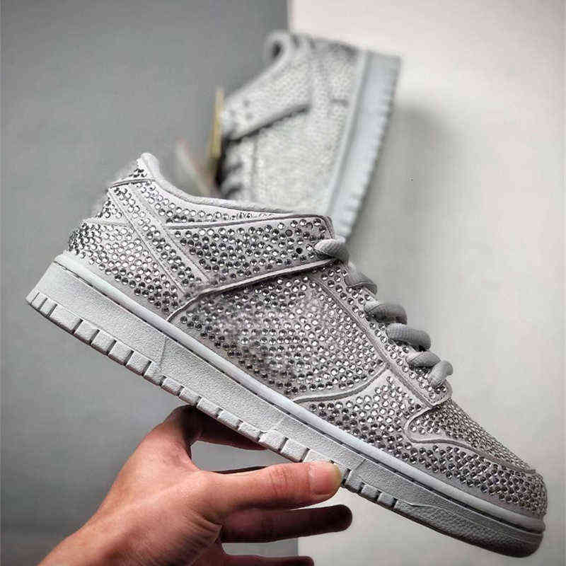 Men Women SB Du nk Low Casual Flat Shoes Trainers White Black Sport Sneakers Size EU36-45
Men Women SB Du nk Low Casual Flat Shoes Trainers White Black Sport Sneakers Size EU36-45