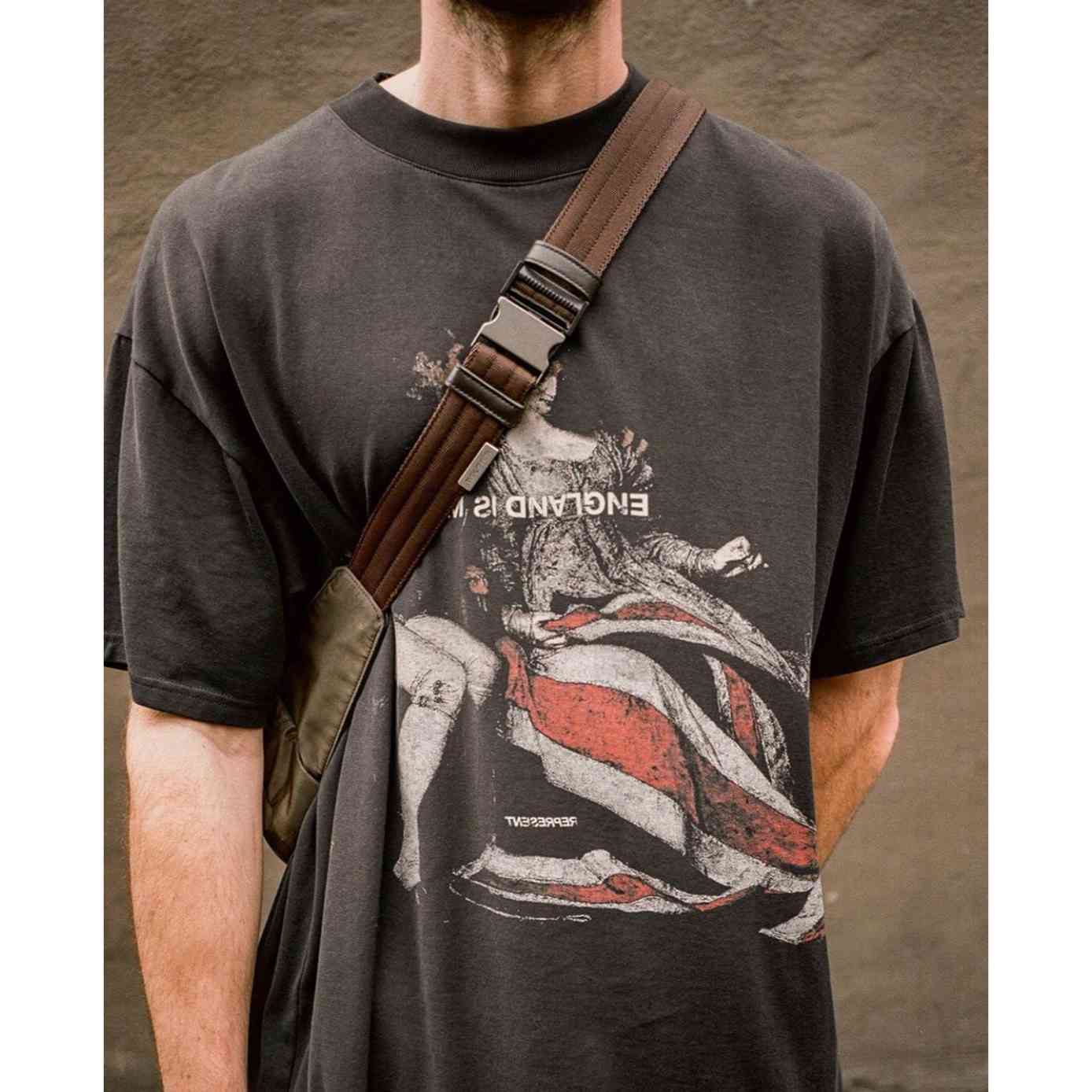 Vintage Cotton T-Shirt Men Women Represent ENGLAND IS MINE Tee High Quality Slightly Oversized Tops Short Sleeve, White;black
Vintage Cotton T-Shirt Men Women Represent ENGLAND IS MINE Tee High Quality Slightly Oversized Tops Short Sleeve, White;black