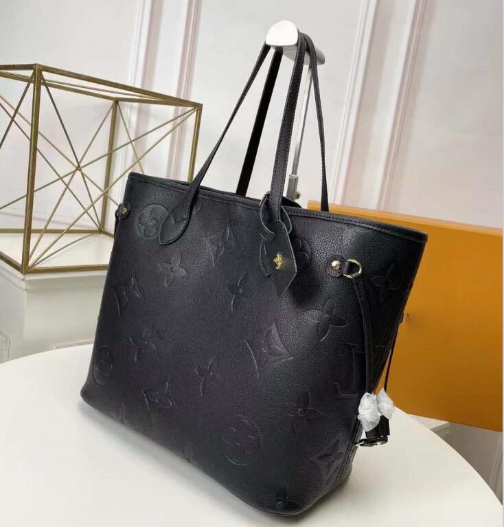 Fashion luxury women's designer leather handbags Ladies wallet prevalent Branded High quality Women shoulder bag 32CM Color mixing Female Totes bags no box
Fashion luxury women's designer leather handbags Ladies wallet prevalent Branded High quality Women shoulder bag 32CM Color mixing Female Totes bags no box