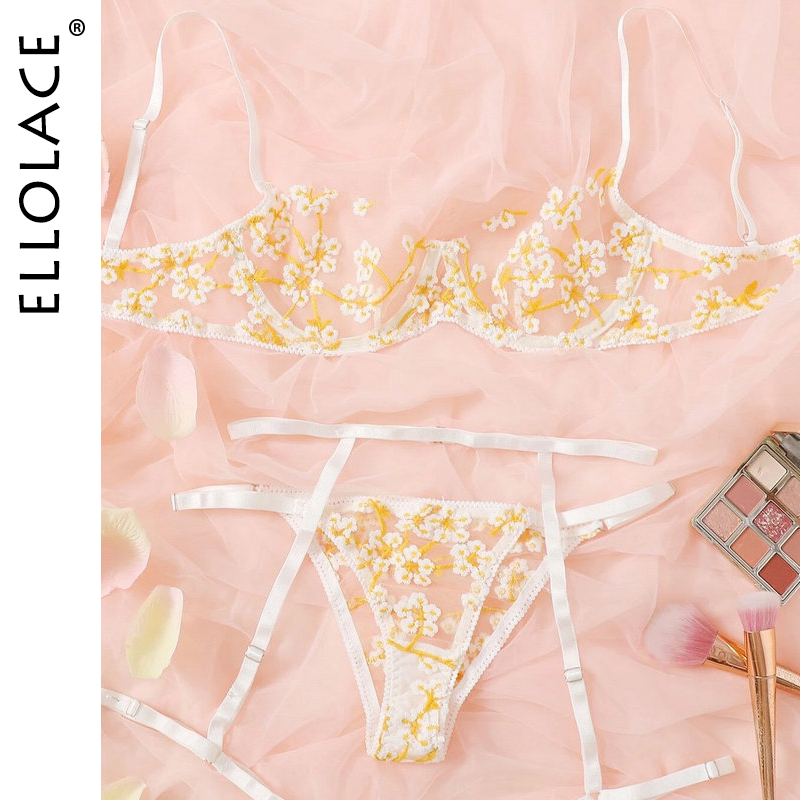 Erotic Lingerie Underwear Set Women Floral Embroidery Exotic Costumes 3 Piece Set Sexy Underwear Lace Lingerie Set, Red
Erotic Lingerie Underwear Set Women Floral Embroidery Exotic Costumes 3 Piece Set Sexy Underwear Lace Lingerie Set, Red