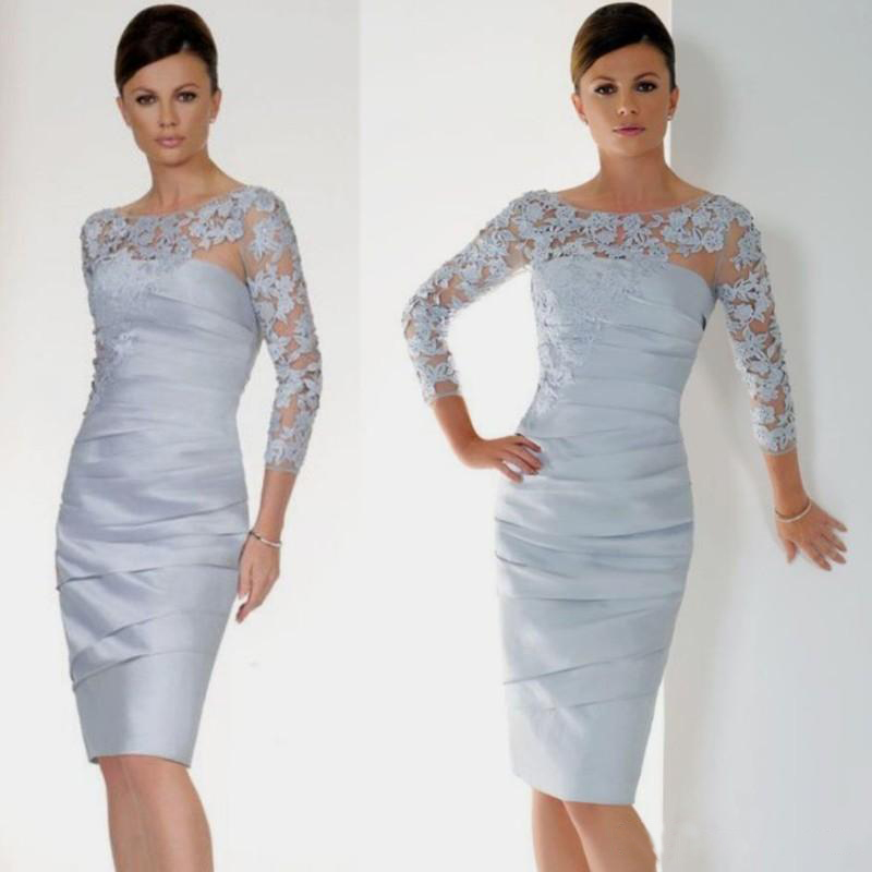 2022 Graceful Short Mother of the Bride Dresses with 3/4 Sleeves Lace Appliques Pleats Plus Size Knee Length Formal Evening Gowns