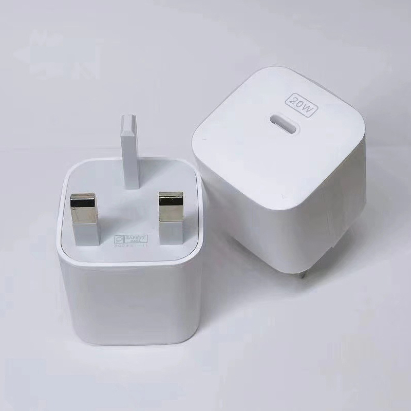 OEM PD001 20W Wall ChargersTYPE C to USB Power Adapter Quick Charger for Smartphone IP 13 with Retail Box
OEM PD001 20W Wall ChargersTYPE C to USB Power Adapter Quick Charger for Smartphone IP 13 with Retail Box