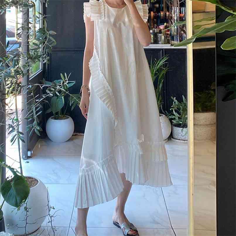 Chic Design Ruffles Irregular Pleated Dress Women O-neck Butterfly Sleeve Loose Mid Solid Female Summer 210602, White
Chic Design Ruffles Irregular Pleated Dress Women O-neck Butterfly Sleeve Loose Mid Solid Female Summer 210602, White