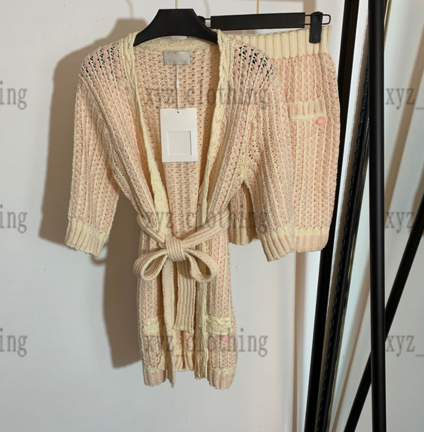 womens Two Piece Pants desgner skirts sets Knit cardigan+skirts clothing set waist belt sweaters jacket long hollow out outwear coat 2022 spring women tracksuits, Pink
womens Two Piece Pants desgner skirts sets Knit cardigan+skirts clothing set waist belt sweaters jacket long hollow out outwear coat 2022 spring women tracksuits, Pink