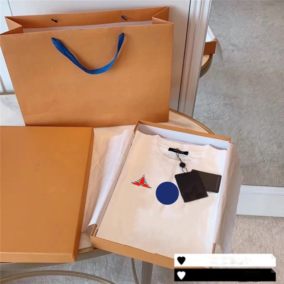 L00V Mens Women Designers T Shirt Fashion Men S Casual T Shirts Man Clothing Street Designer Shorts Sleeve 2021SS Clothes Tshirts, White;black
L00V Mens Women Designers T Shirt Fashion Men S Casual T Shirts Man Clothing Street Designer Shorts Sleeve 2021SS Clothes Tshirts, White;black