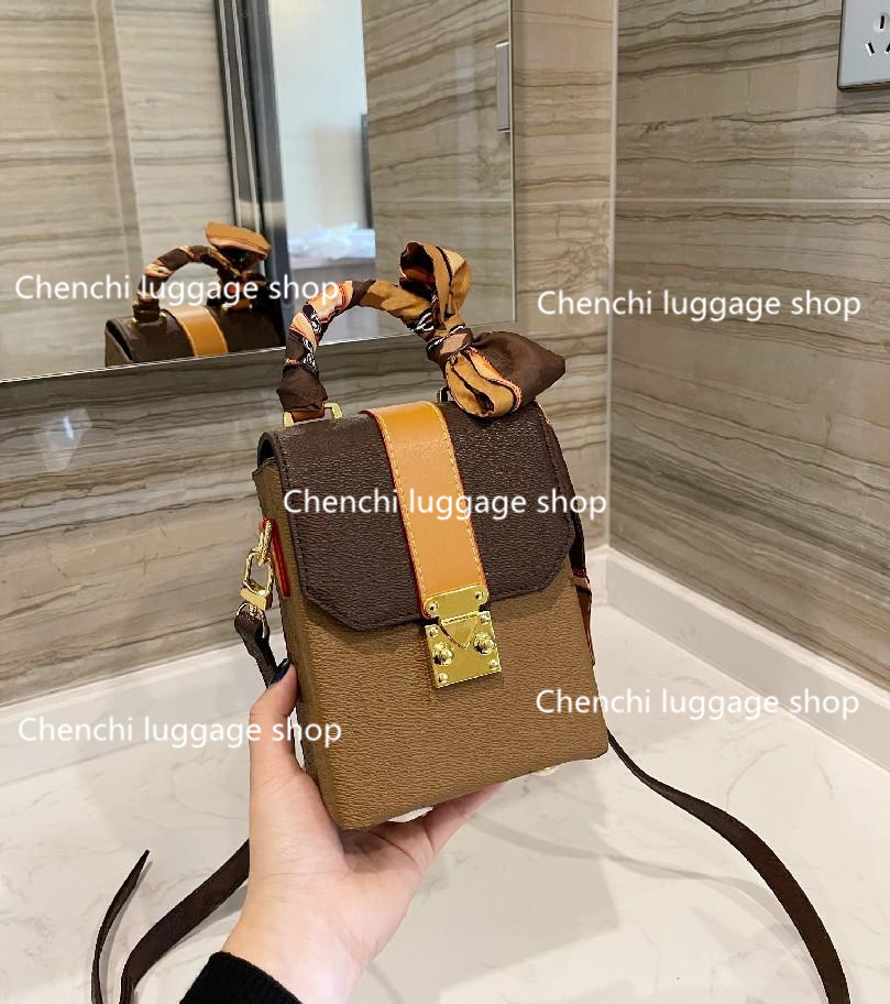 Women shoulder bag flip fashion designer high quality ladies handbag WF2103252 messengerbag 4 colors, White
Women shoulder bag flip fashion designer high quality ladies handbag WF2103252 messengerbag 4 colors, White