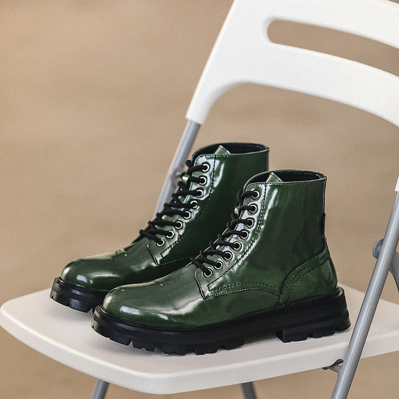 Designer Shoes 2022 New Martin Boots Streetwear Fashion Casual Genuine Leather Motorcycle Boots Male Vintage Punk Ankle Boots Gr