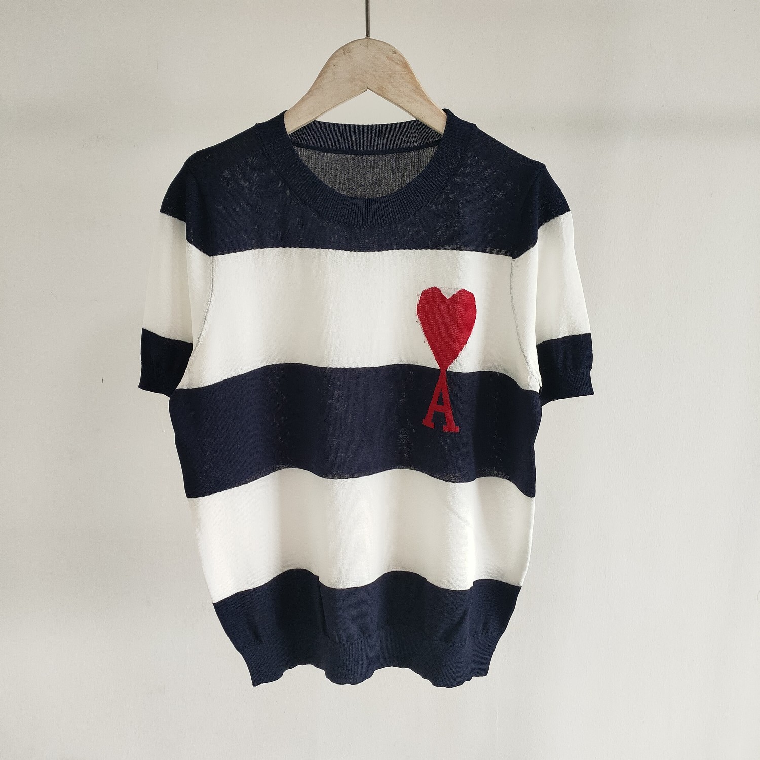 328 2021 Spring Summer Brand Same Style Sweaters Red High Quality Crew Neck Short Sleeve Pullover Sweater Women Clothes DL, White;black
328 2021 Spring Summer Brand Same Style Sweaters Red High Quality Crew Neck Short Sleeve Pullover Sweater Women Clothes DL, White;black