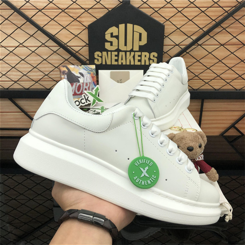 Brand Men Women Alexander McQueen Shoes Massage Genuine Leather alexanders mcqueens sneaker Black White suede Sport Platform Trainers Luxury
Brand Men Women Alexander McQueen Shoes Massage Genuine Leather alexanders mcqueens sneaker Black White suede Sport Platform Trainers Luxury