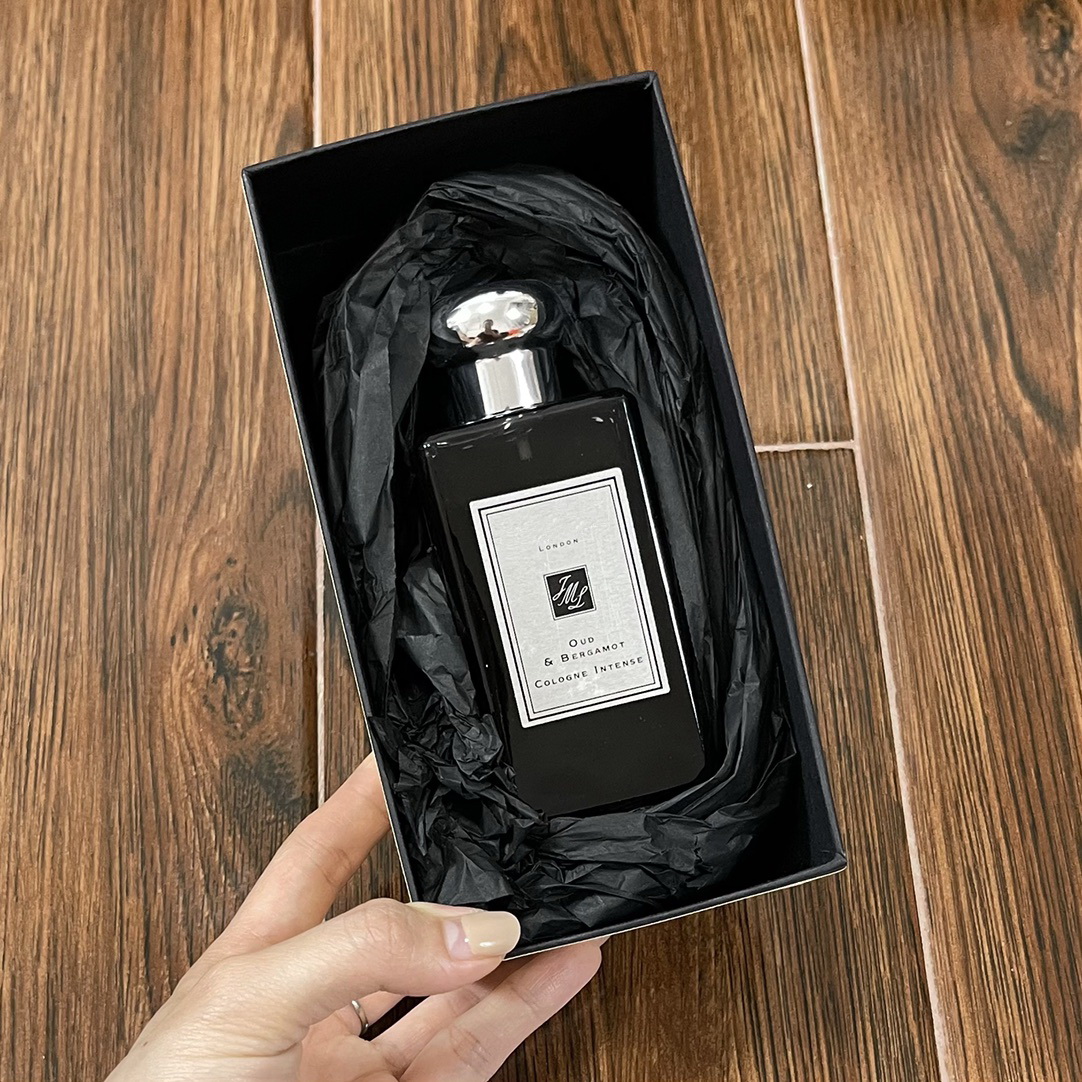 Top Quality Jo Malone London perfume parfums English pear 100ML Wild Bluebell Cologne perfumes fragrances for women
Top Quality Jo Malone London perfume parfums English pear 100ML Wild Bluebell Cologne perfumes fragrances for women