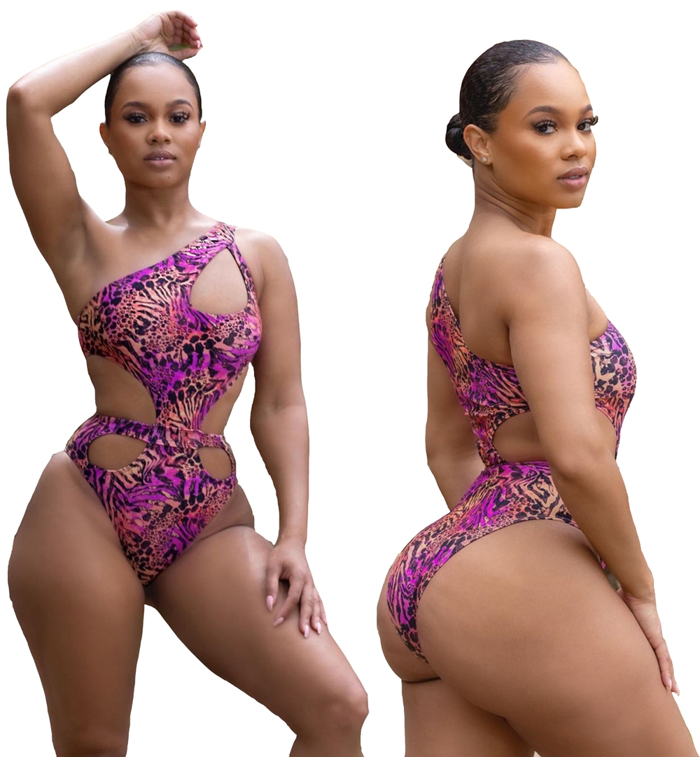 Women's One-Piece Swimsuit Fashion Sexy Patchwork Swimwear Two-color Leopard Digital Print Bikini One-shoulder Beam Waist Band High Stretch Siamese, Pink
Women's One-Piece Swimsuit Fashion Sexy Patchwork Swimwear Two-color Leopard Digital Print Bikini One-shoulder Beam Waist Band High Stretch Siamese, Pink