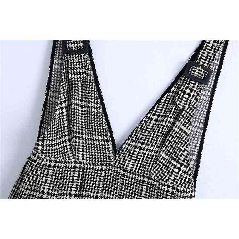 Elegant Women Grey Plaid Dress Fashion Ladies V-Neck Pleated Mini Vestidos Streetwear Female Chic Suspenders Dresses 210430