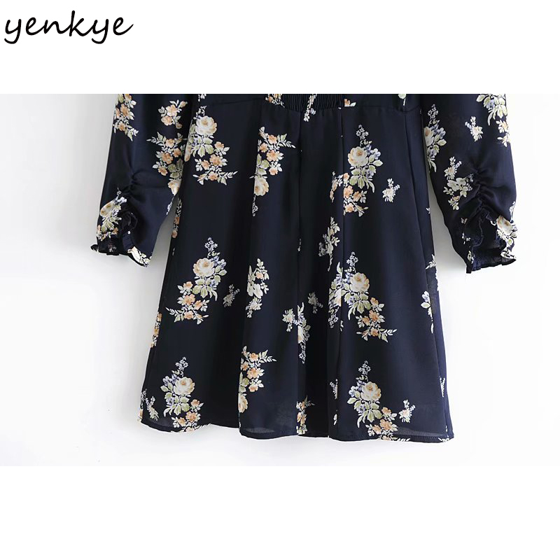 Vintage Floral Print Dress Women Sexy Backless Square Neck Long Sleeve A-line Slim Short Dress Elegant Female Summer Robe 210515