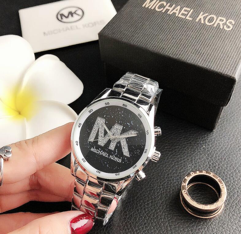 042 michaelmkkors Fashion designer Diamond Watches women Girl Big letters women Clock Wristwatch steel band watch Quartz watch men 38MM, Ombre color
042 michaelmkkors Fashion designer Diamond Watches women Girl Big letters women Clock Wristwatch steel band watch Quartz watch men 38MM, Ombre color