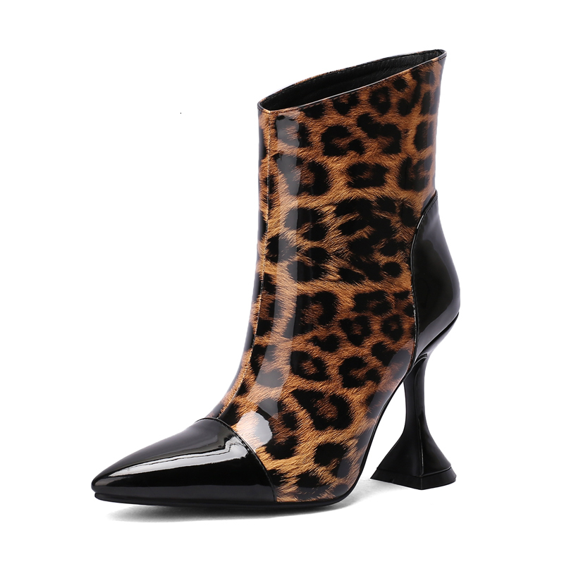 Boots 10cm Thin Heels Ankle Patent Leather Women Sexy Lady Pointed Toe Shoes 2021 Autumn Apricot Red Leopard Patchwork NRG0, Black
Boots 10cm Thin Heels Ankle Patent Leather Women Sexy Lady Pointed Toe Shoes 2021 Autumn Apricot Red Leopard Patchwork NRG0, Black
