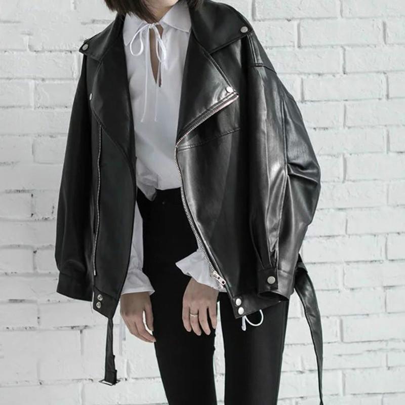 Women's Jackets Wild Jacket High Quality 2021 Spring Black PU Leather Loose Turn-down Collar Zipper Fashion Jeans Women
Women's Jackets Wild Jacket High Quality 2021 Spring Black PU Leather Loose Turn-down Collar Zipper Fashion Jeans Women
