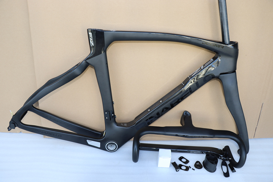 T1100 1K Blue Black Color F12 Frame Carbon Fiber Road Bike Frameset + Handlebar Bicycle Frames 76 Colors Design
T1100 1K Blue Black Color F12 Frame Carbon Fiber Road Bike Frameset + Handlebar Bicycle Frames 76 Colors Design