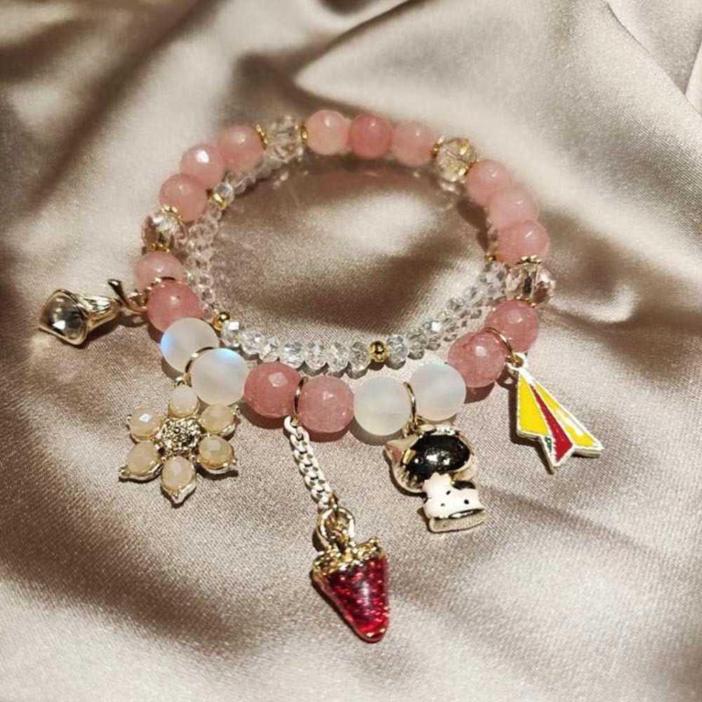 Fashion all-match braceletKorean two piece set with Katy cat strawberry Flower Pendant, Black
Fashion all-match braceletKorean two piece set with Katy cat strawberry Flower Pendant, Black