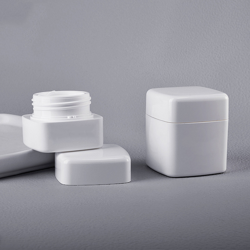 White PP cosmetic jars square plastic bottle lip balm eyes/face cream container BPA free(without logo) 30g 50g
White PP cosmetic jars square plastic bottle lip balm eyes/face cream container BPA free(without logo) 30g 50g