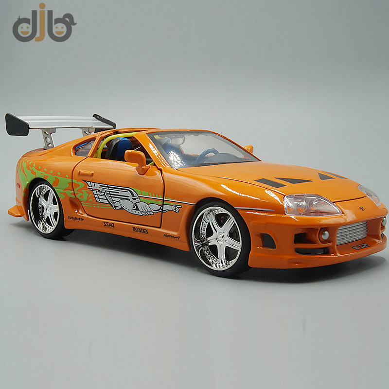 Brian's f-toyota subminiature car replica, die cast car model, scale 1:24, for collection
Brian's f-toyota subminiature car replica, die cast car model, scale 1:24, for collection