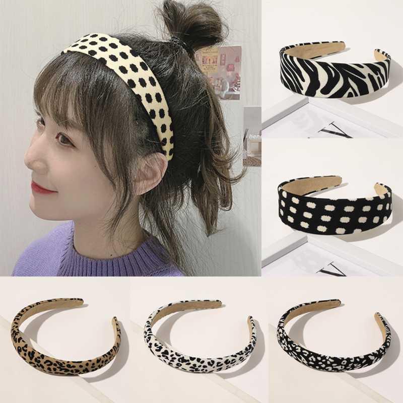 Fashion Women's Hairband Dot Winter Wide Hair Hoop Accessories Clips & Barrettes, Golden;silver 
Fashion Women's Hairband Dot Winter Wide Hair Hoop Accessories Clips & Barrettes, Golden;silver