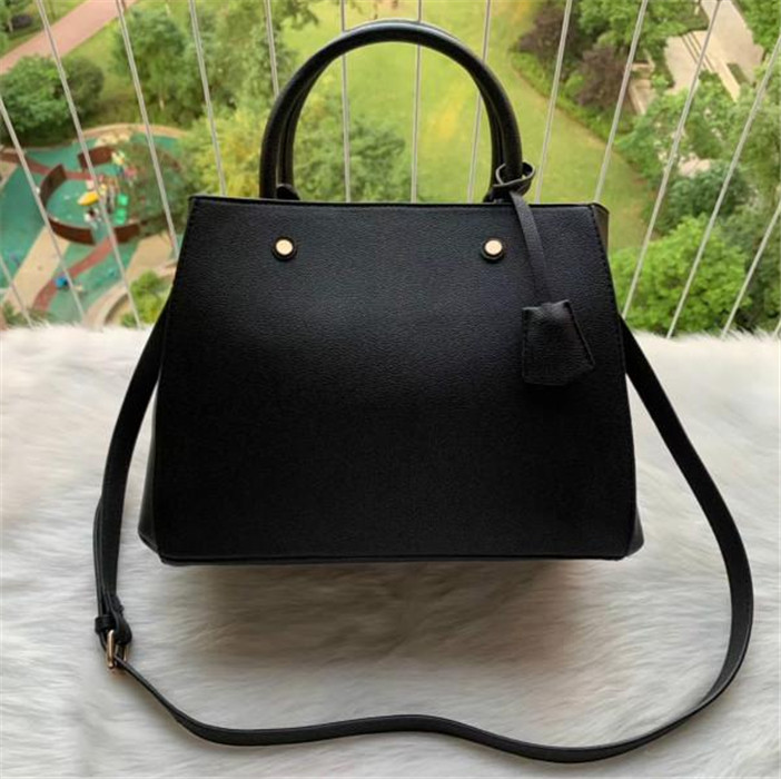 2021 hot solds Luxurys Designers Handbags Purses MONTIGNE Bag Women Tote Brand Letter Embossing Genuine Leather Shoulder Bags crossbody bag
2021 hot solds Luxurys Designers Handbags Purses MONTIGNE Bag Women Tote Brand Letter Embossing Genuine Leather Shoulder Bags crossbody bag