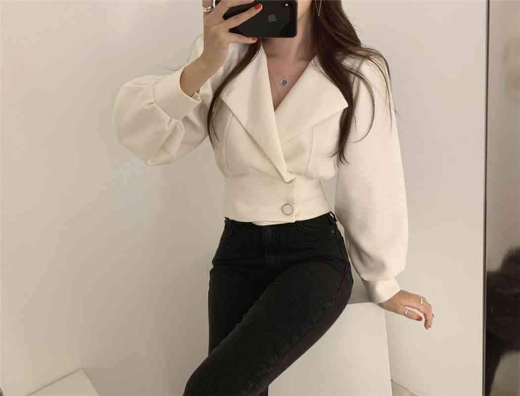 Blazer & Suits Chic Korean Simple White Short Lapel Jacket Women Fashion Long Sleeve Two Button Tops Temperament Coat 210429