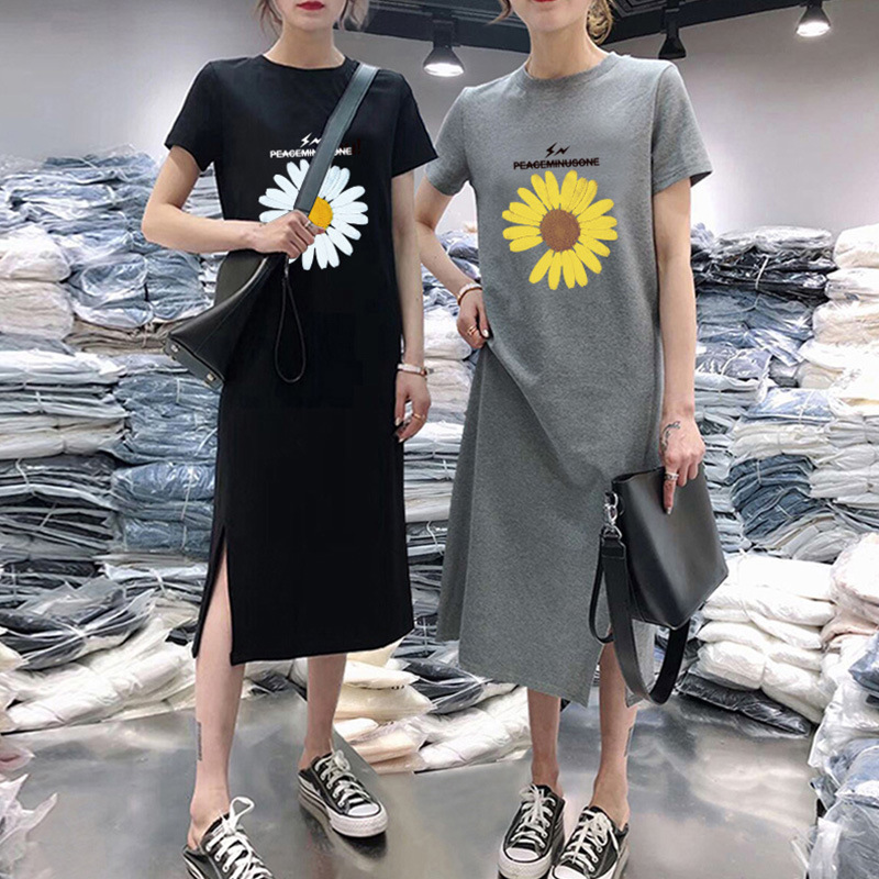 Little Daisy Short-Sleeved T-shirt Womens Mid-Length Summer Korean Style Loose Overknee Split Dress Little Black Dress Fashion, White;black
Little Daisy Short-Sleeved T-shirt Womens Mid-Length Summer Korean Style Loose Overknee Split Dress Little Black Dress Fashion, White;black