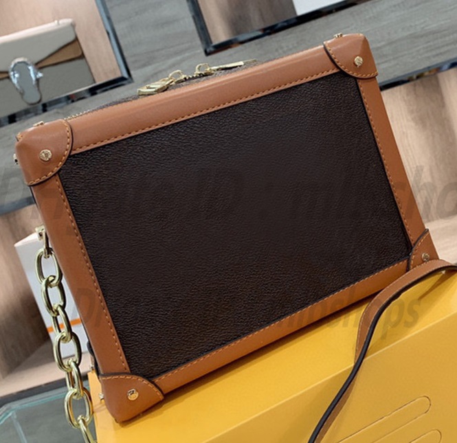 High quality Luxurys D designers Shoulder Bags Handbags wallet Fashion women Shopping Clutch Box camera Bag Totes CrossBody 2021 Handbag purses Best-selling, No bags
High quality Luxurys D designers Shoulder Bags Handbags wallet Fashion women Shopping Clutch Box camera Bag Totes CrossBody 2021 Handbag purses Best-selling, No bags