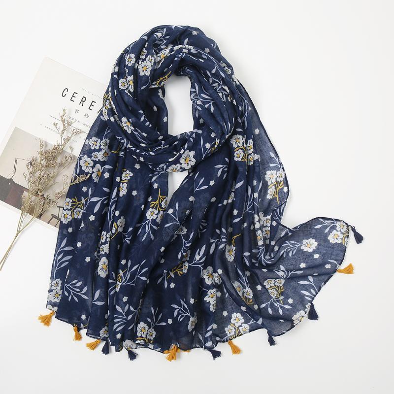 Scarves 2021 Est Floral Printed Cotton Hijab Scarf Women Muslim Fashion Large Size Navy Headscarf Bohemia Tassels Shawl Foulard, Blue;gray
Scarves 2021 Est Floral Printed Cotton Hijab Scarf Women Muslim Fashion Large Size Navy Headscarf Bohemia Tassels Shawl Foulard, Blue;gray