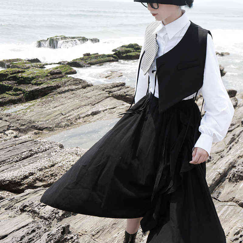 [EAM] Women Black Plaid Split Asymmetrical Loose Fit Vest V-collar Sleeveless Fashion Spring Autumn 1H073 211120