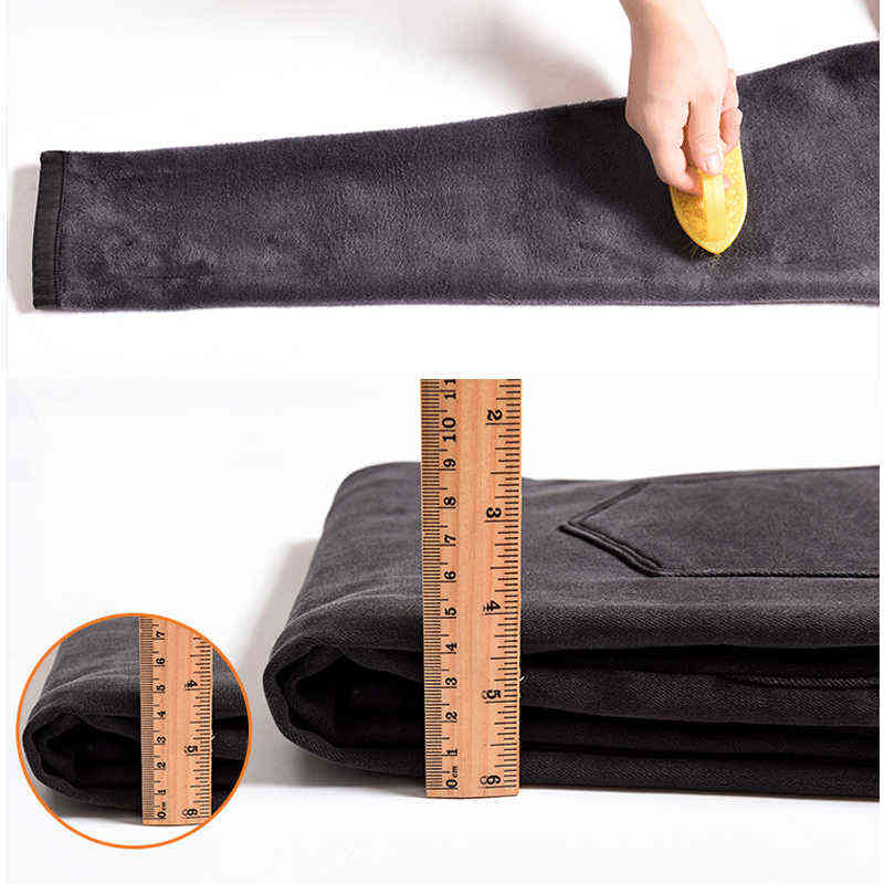 Warm Winter Plus Size Slim Jeans Women Advanced Stretch Cotton Denim Pants Thick Fleece Student Trousers Blue Black Gray 211112