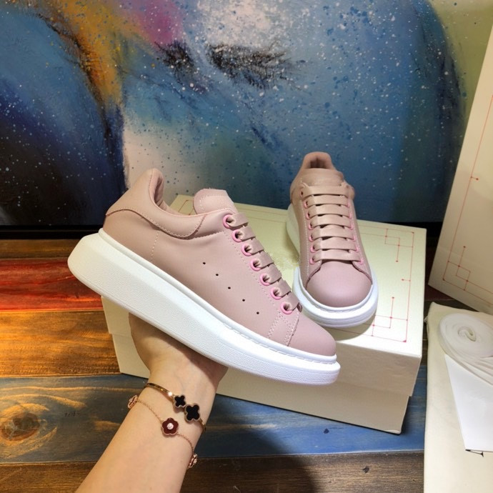 Classic Canvas oblique Man Casual Shoes for Women Fashion Lace Up White Top quality Designer Sneaker, 03
Classic Canvas oblique Man Casual Shoes for Women Fashion Lace Up White Top quality Designer Sneaker, 03