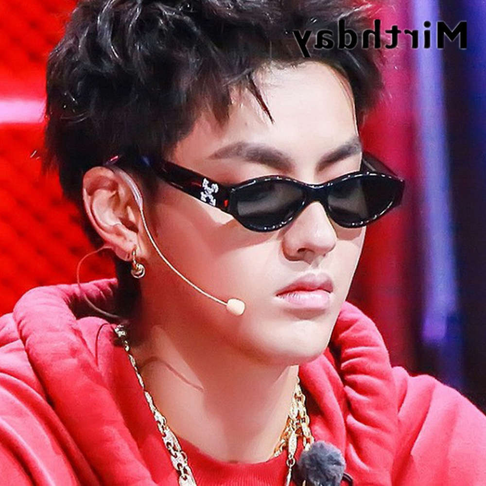 sunglasses Vintage X Printing Women Men Fashion Hip Hop Sun Glasses Unique Small Frame Cat Eye Sunglasses uv400, Black
sunglasses Vintage X Printing Women Men Fashion Hip Hop Sun Glasses Unique Small Frame Cat Eye Sunglasses uv400, Black