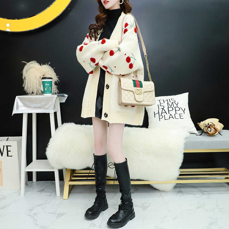 Autumn Fashion Cherries Embroidery Mid-length Cardigan V-Neck Bat sleeve Pocket Knitting Sweater Coat Loose Ladies Tops 210914