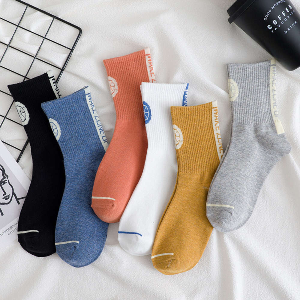 Street basketball socks men's middle tube Korean version sports tide letters women's couple, Black
Street basketball socks men's middle tube Korean version sports tide letters women's couple, Black