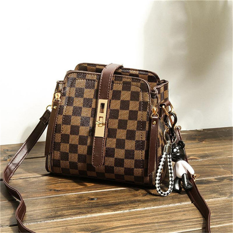famous brand Top Luxury Designer Handbags Purses Fashion Shoulder Bags Large Capacity Women Crossbody Evening bag 2021 Hot, 021
famous brand Top Luxury Designer Handbags Purses Fashion Shoulder Bags Large Capacity Women Crossbody Evening bag 2021 Hot, 021
