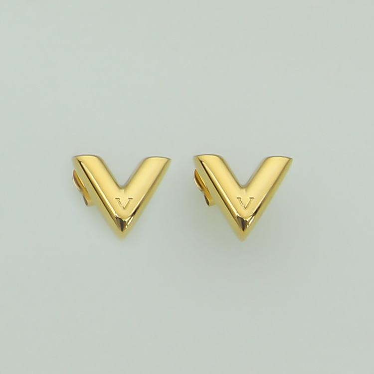 Cute Small Size Stainless Steel Fashion Studs Silver Rose Gold Earring Women Designers Earings Love Letter engagement Jewelry Party Gifts
Cute Small Size Stainless Steel Fashion Studs Silver Rose Gold Earring Women Designers Earings Love Letter engagement Jewelry Party Gifts