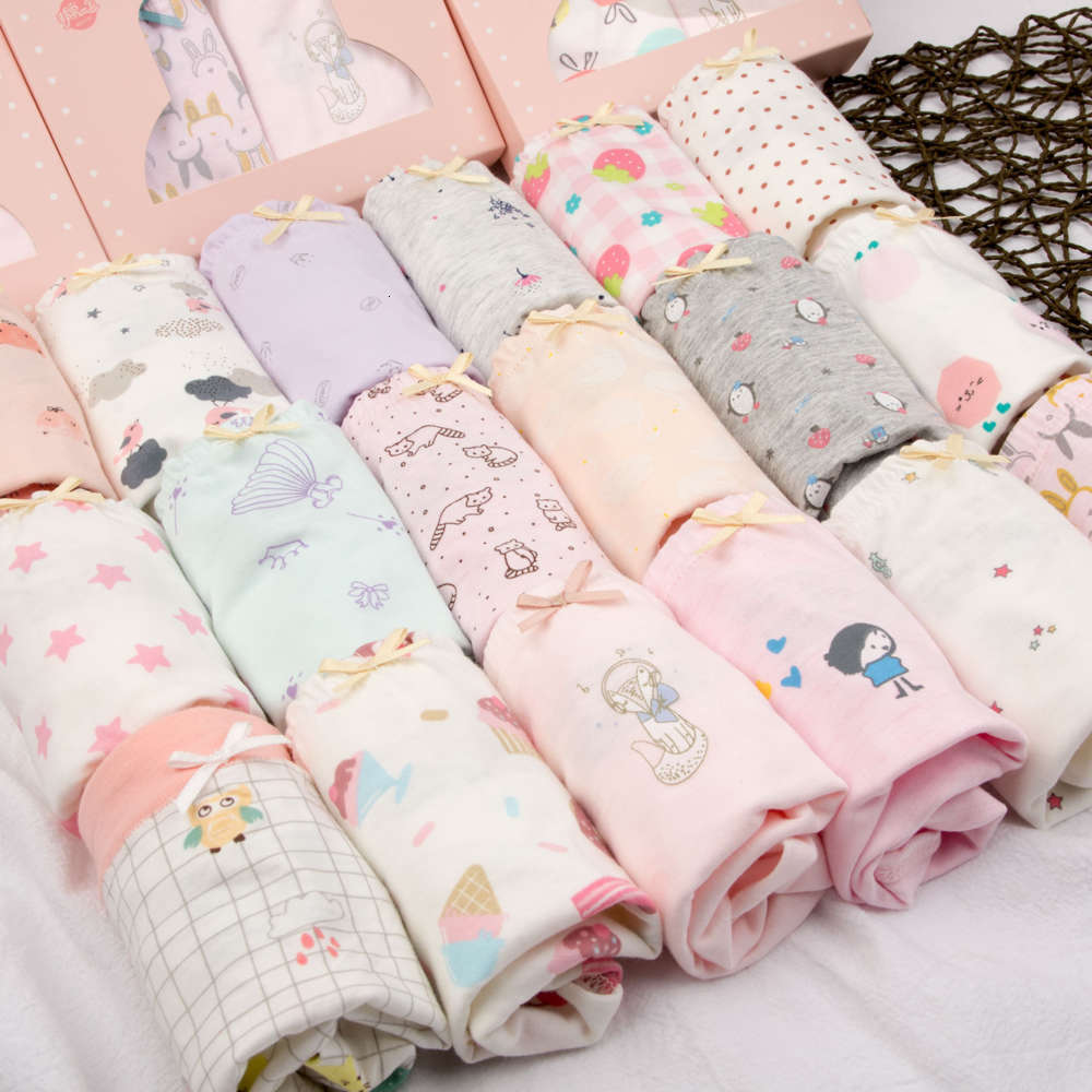 panties Modal cotton children's underwear girls' boxer pants Two Pack Baby 1-9 spring and summer shorts, Camo
panties Modal cotton children's underwear girls' boxer pants Two Pack Baby 1-9 spring and summer shorts, Camo