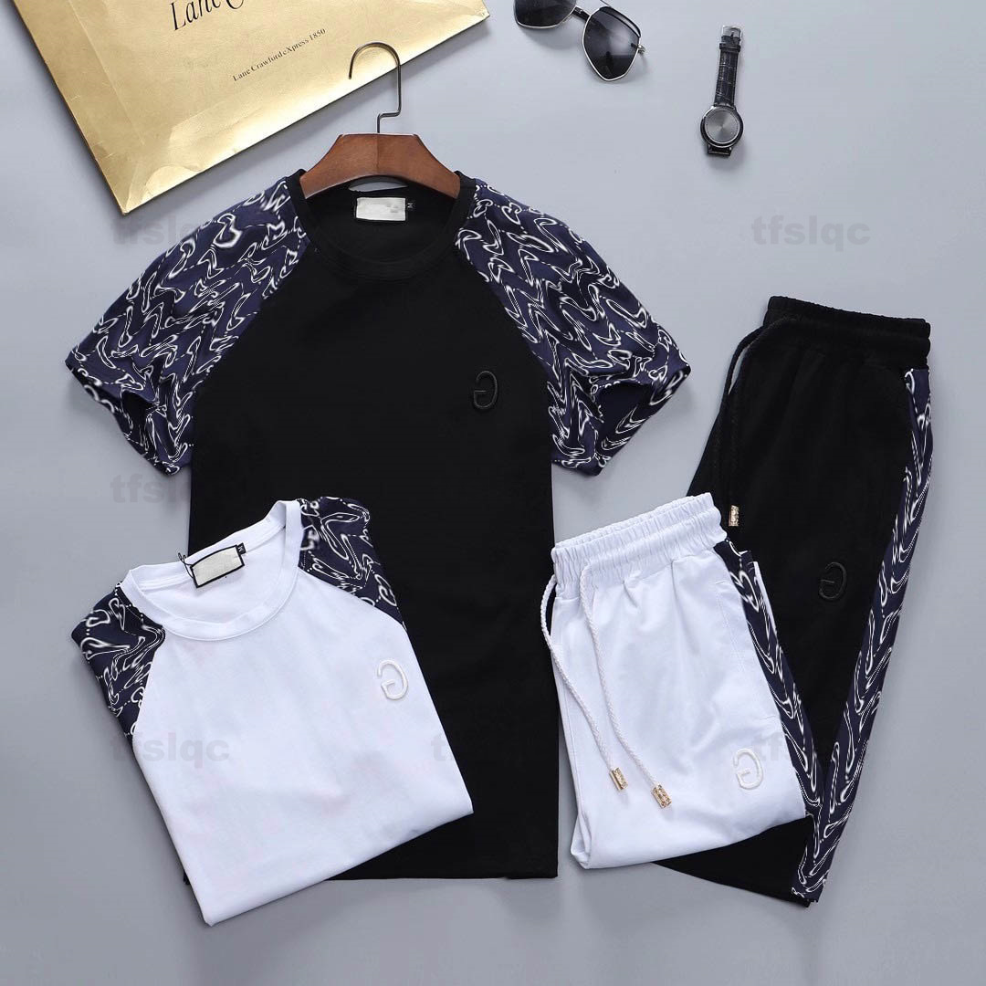 Luxurys Designers Mens Dress Fashion Summer Suits Casual Tracksuits Classic Letter Pattern Print tracksuit Short Sleeve & Shorts Men tops 10, Gray
Luxurys Designers Mens Dress Fashion Summer Suits Casual Tracksuits Classic Letter Pattern Print tracksuit Short Sleeve & Shorts Men tops 10, Gray