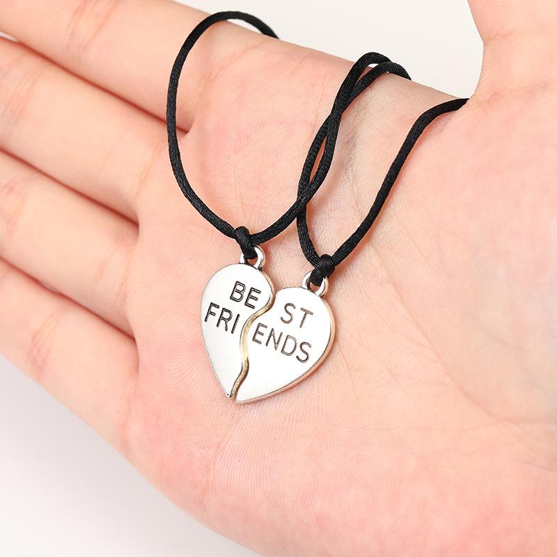 Charm Bracelets Friend Lady Bracelet Girlfriends Bff Heart Pendant Black And Red Rope Hand Chain Fashion Jewelry Gift 2021, Golden;silver
Charm Bracelets Friend Lady Bracelet Girlfriends Bff Heart Pendant Black And Red Rope Hand Chain Fashion Jewelry Gift 2021, Golden;silver