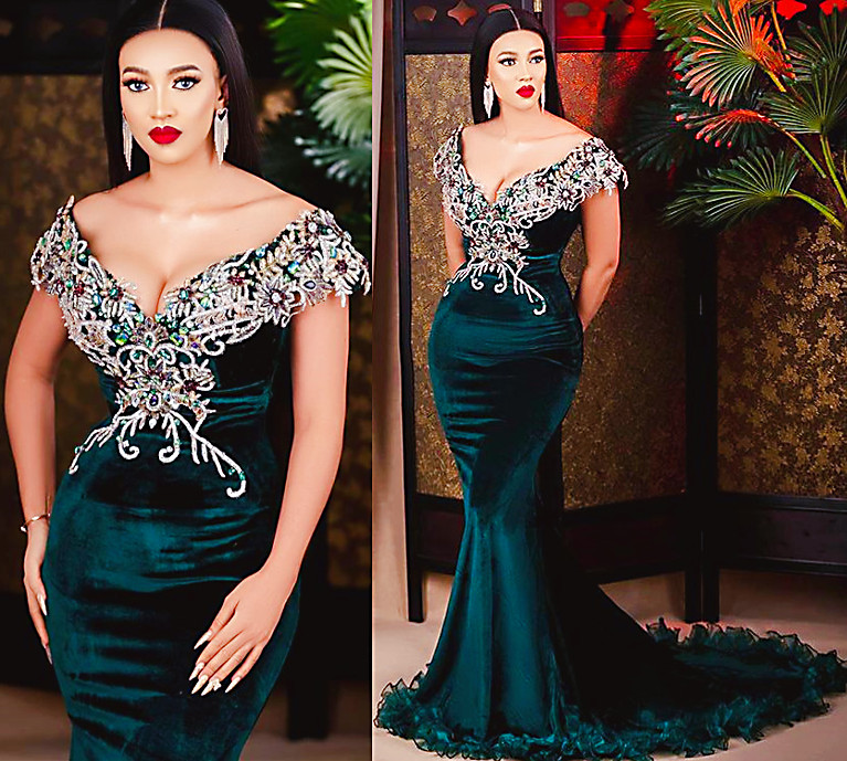 2021 Plus Size Arabic Aso Ebi Luxurious Mermaid Velvet Prom Dresses Beaded Crystals Sexy Evening Formal Party Second Reception Gowns Dress ZJ146, Black
2021 Plus Size Arabic Aso Ebi Luxurious Mermaid Velvet Prom Dresses Beaded Crystals Sexy Evening Formal Party Second Reception Gowns Dress ZJ146, Black