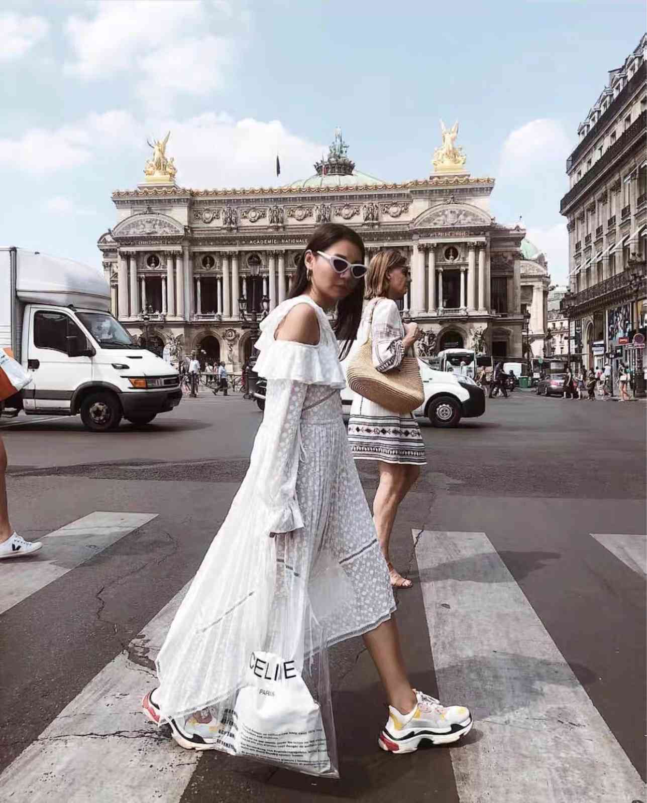 Spring Women White Long Sleeve One Shoulder Lace Ruffles Embroidery Dress Elegant Asymmetrical Runway Dresses Vestidos 210421