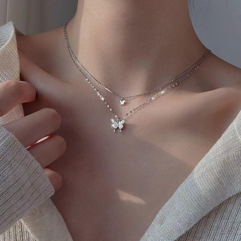 Pendant Necklaces Silver Gold Color Shiny Butterflies Metal For Women Exquisite Multilayer Clavicle Necklace 2021 Ladies Trend Jewelry
Pendant Necklaces Silver Gold Color Shiny Butterflies Metal For Women Exquisite Multilayer Clavicle Necklace 2021 Ladies Trend Jewelry
