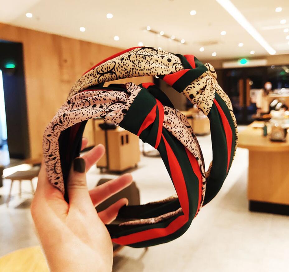 8 high quality pearl headbands for ladies plush leopard headband cute animal print charm fashion jewelry
8 high quality pearl headbands for ladies plush leopard headband cute animal print charm fashion jewelry