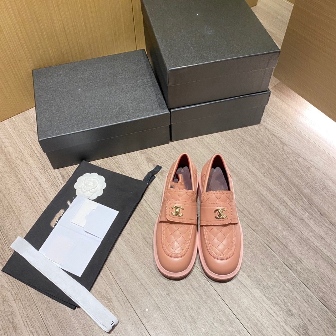 Designer Genuine Leather Loafers Women Sandals Ladies Casual Mules Metal Buckle Bees Snake Pattern With Box
Designer Genuine Leather Loafers Women Sandals Ladies Casual Mules Metal Buckle Bees Snake Pattern With Box
