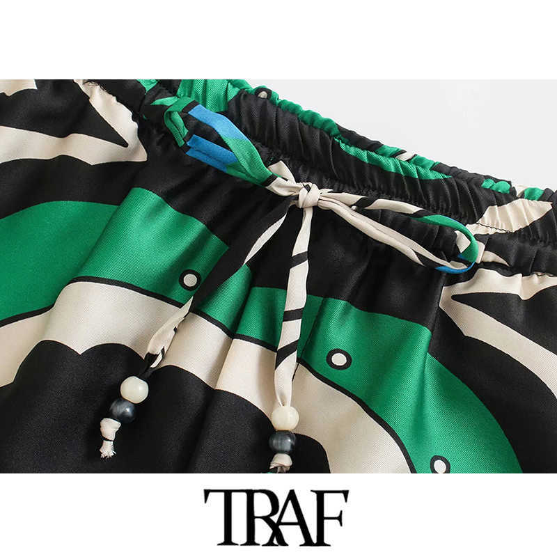 TRAF Women Fashion Side Pockets Printed Bermuda Shorts Vintage High Elastic Waist Vents Female Short Pants Mujer 210724